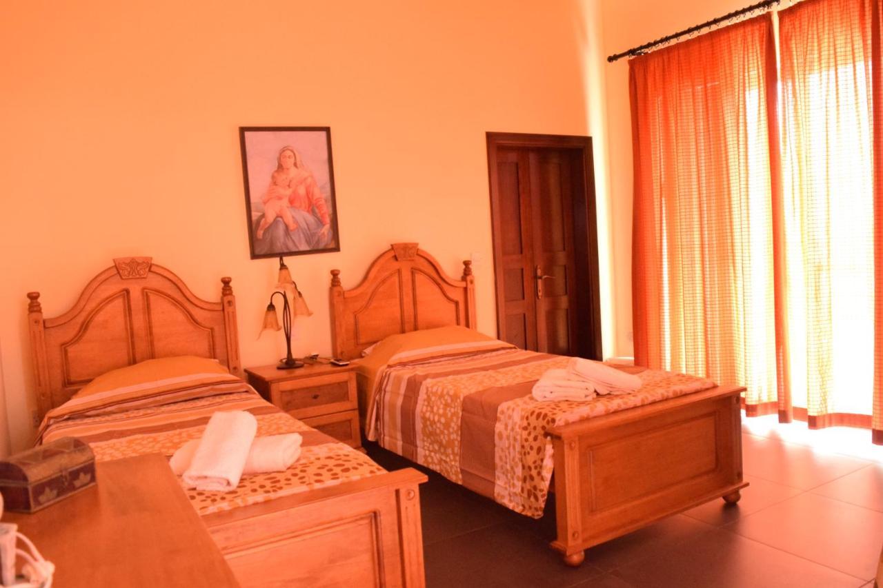 Gmiel In-Natura B&B Ghajn il-Kbira  Luaran gambar
